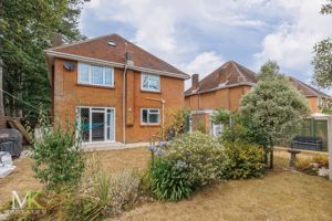 Photo 17- click for photo gallery